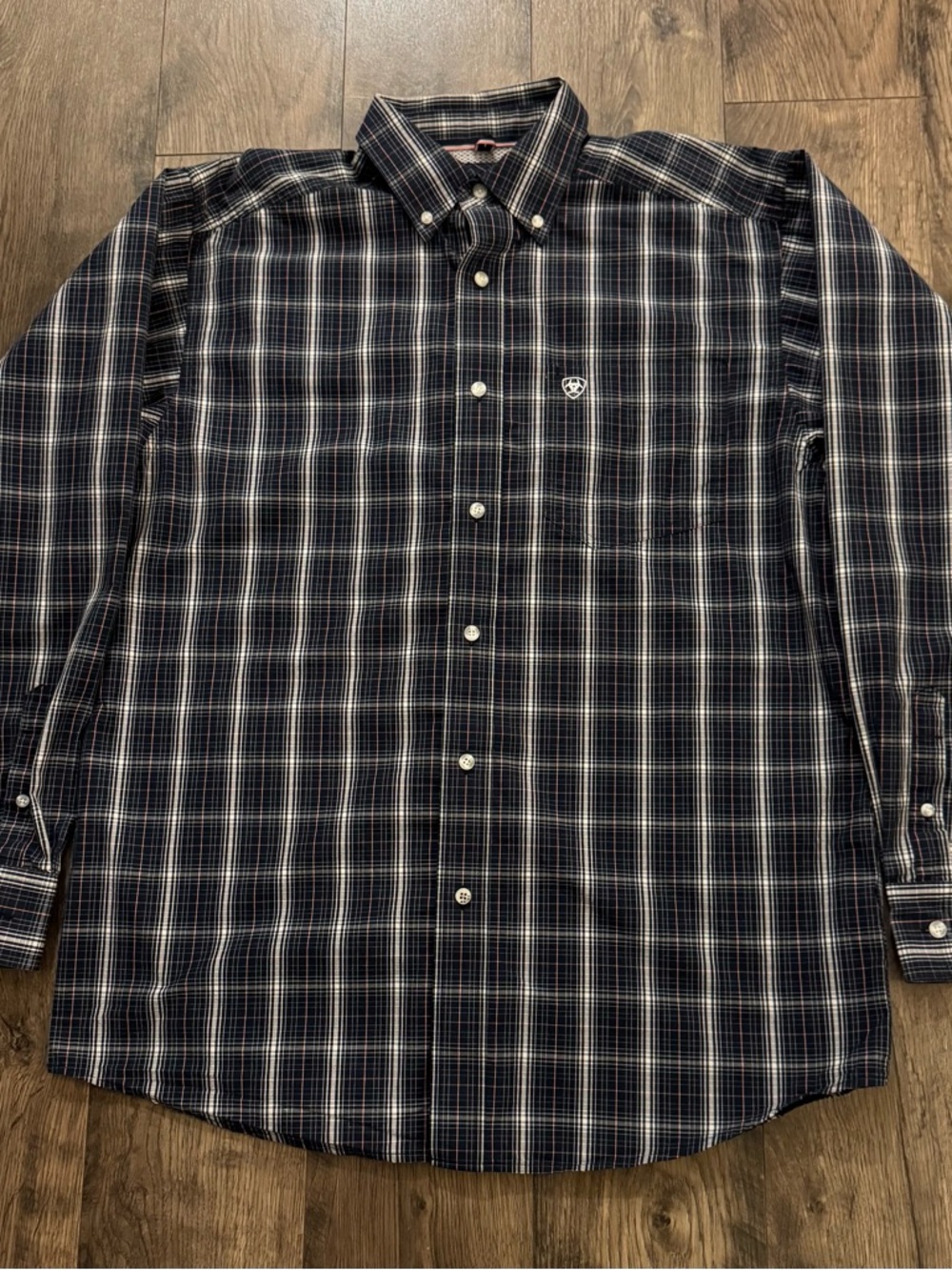 Ariat Pro Men's Dark Navy and White Plaid Button-Down Shirt Size Medium